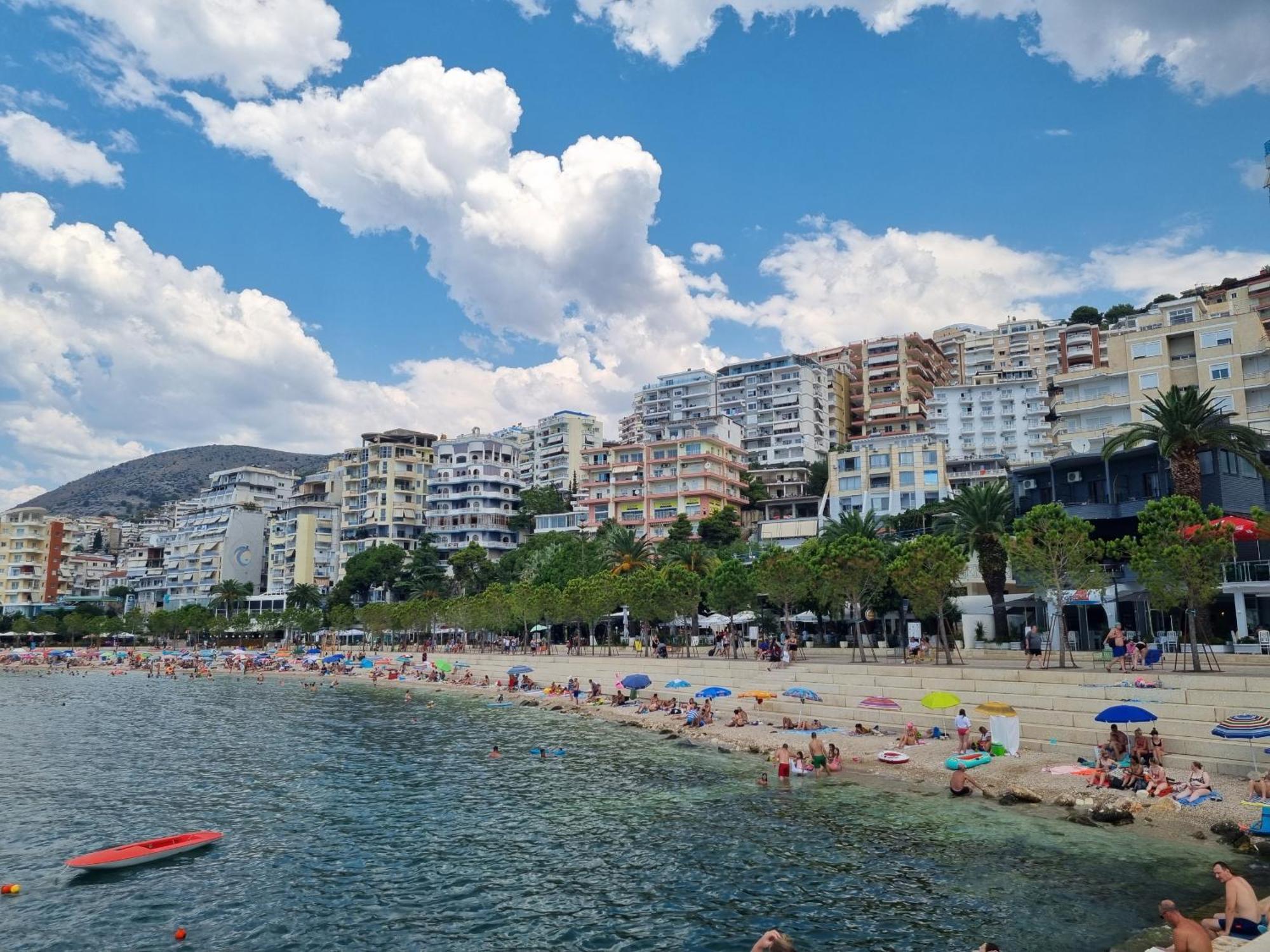 Brand New Apartments Saranda Kültér fotó